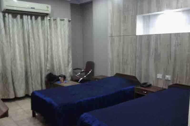 Hotel Blue Moon Guwahati Exterior photo